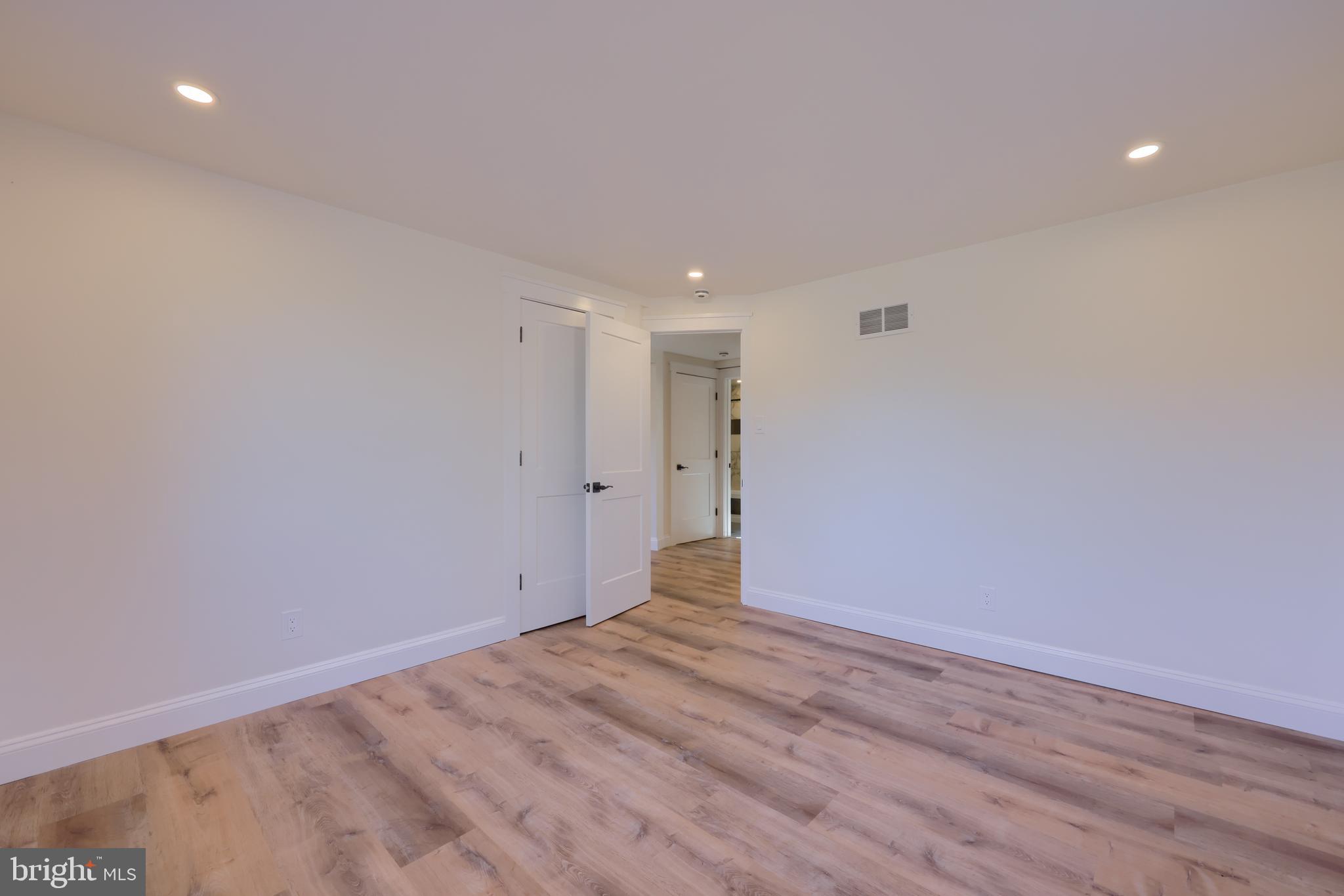 MOHNTON - Residential