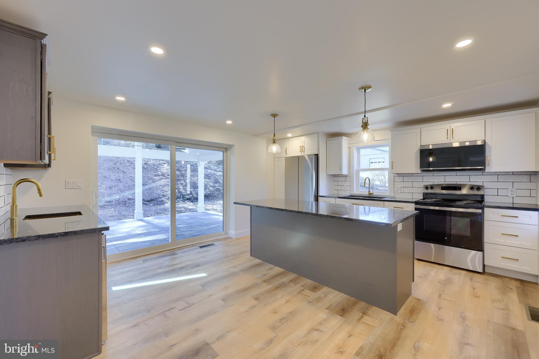 MOHNTON - Residential