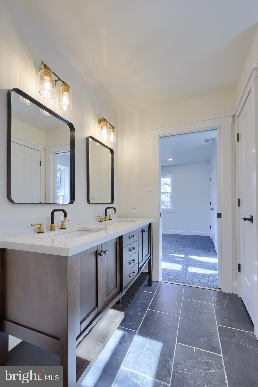 MOHNTON - Residential