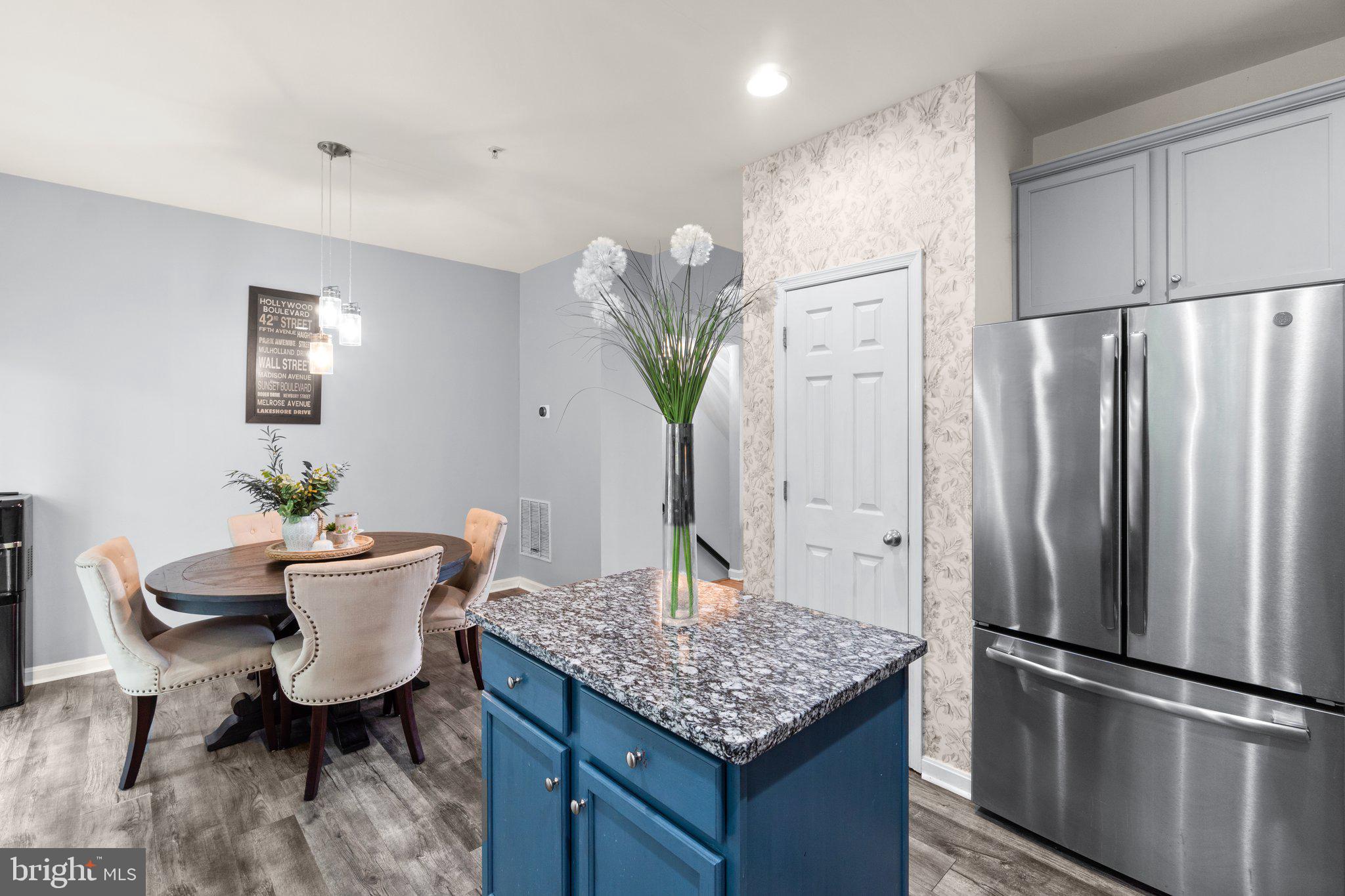 BALLENGER CREEK CENTER POND - Residential