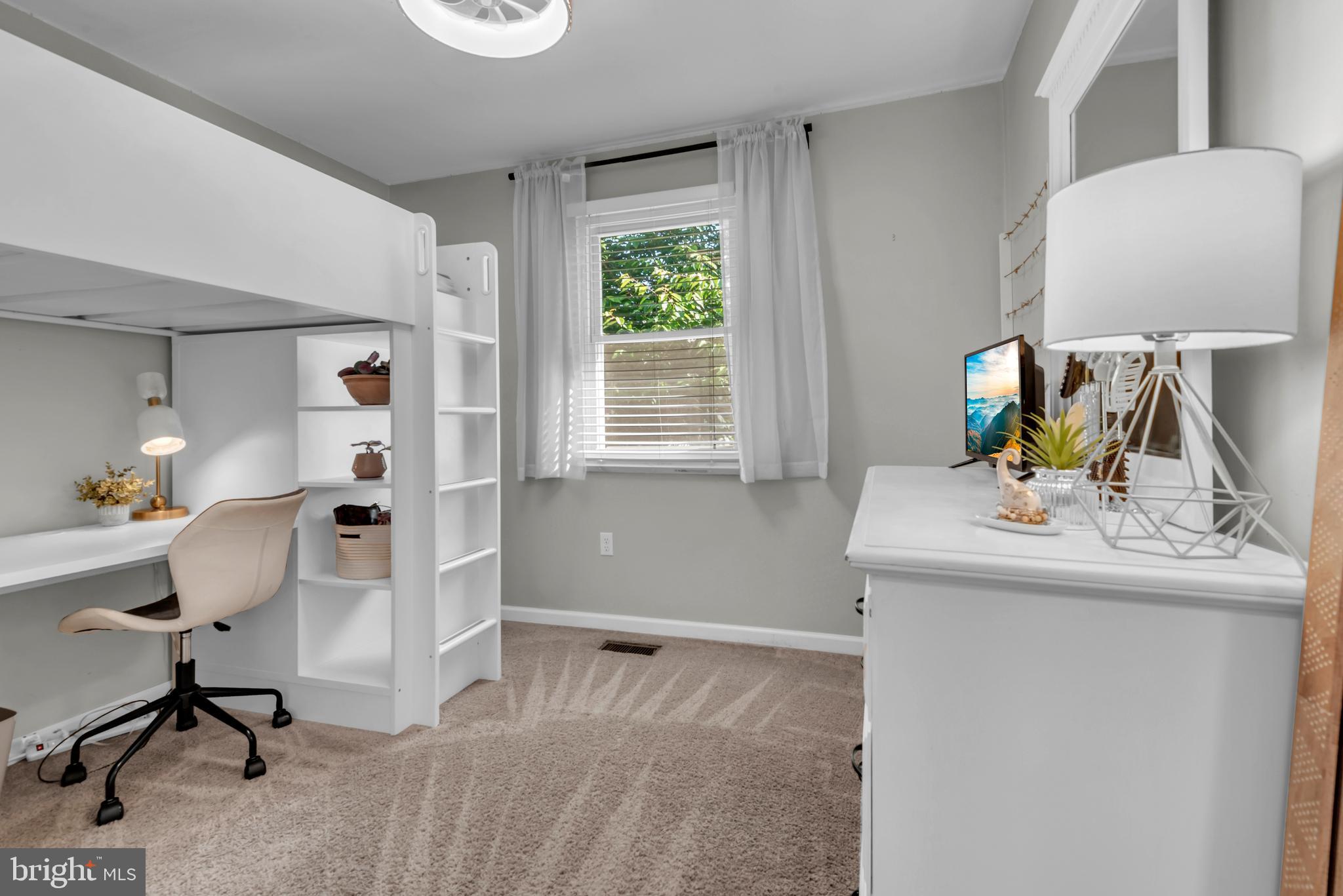 BAY CITY - Residential