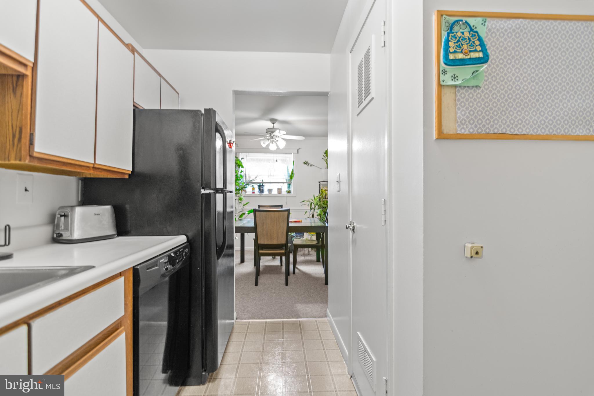 WARREN LODGE CONDOMINIUMS - Residential