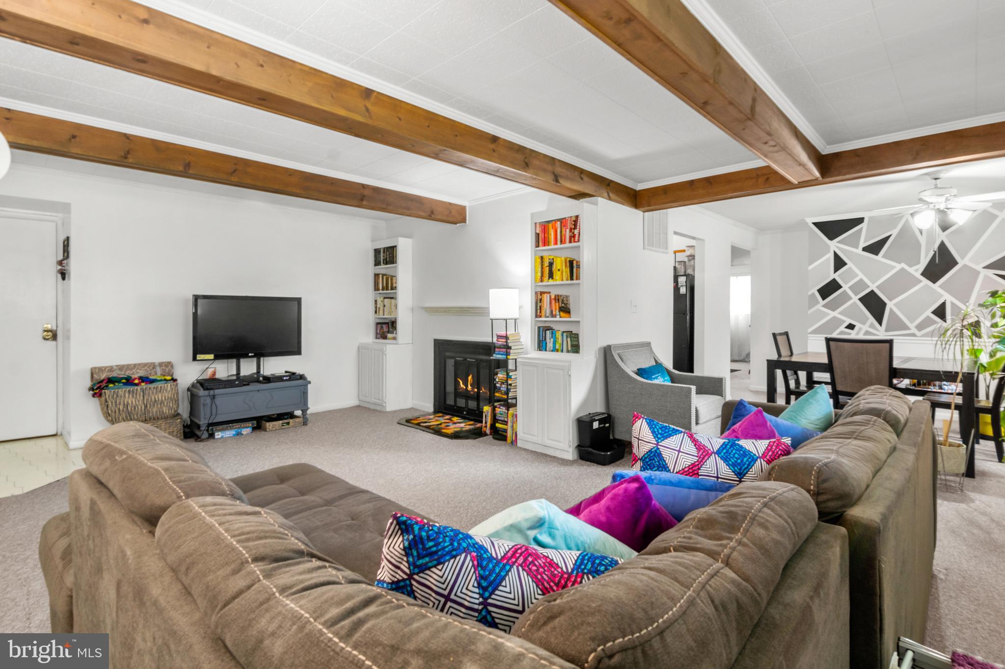 5 WARREN LODGE COURT B