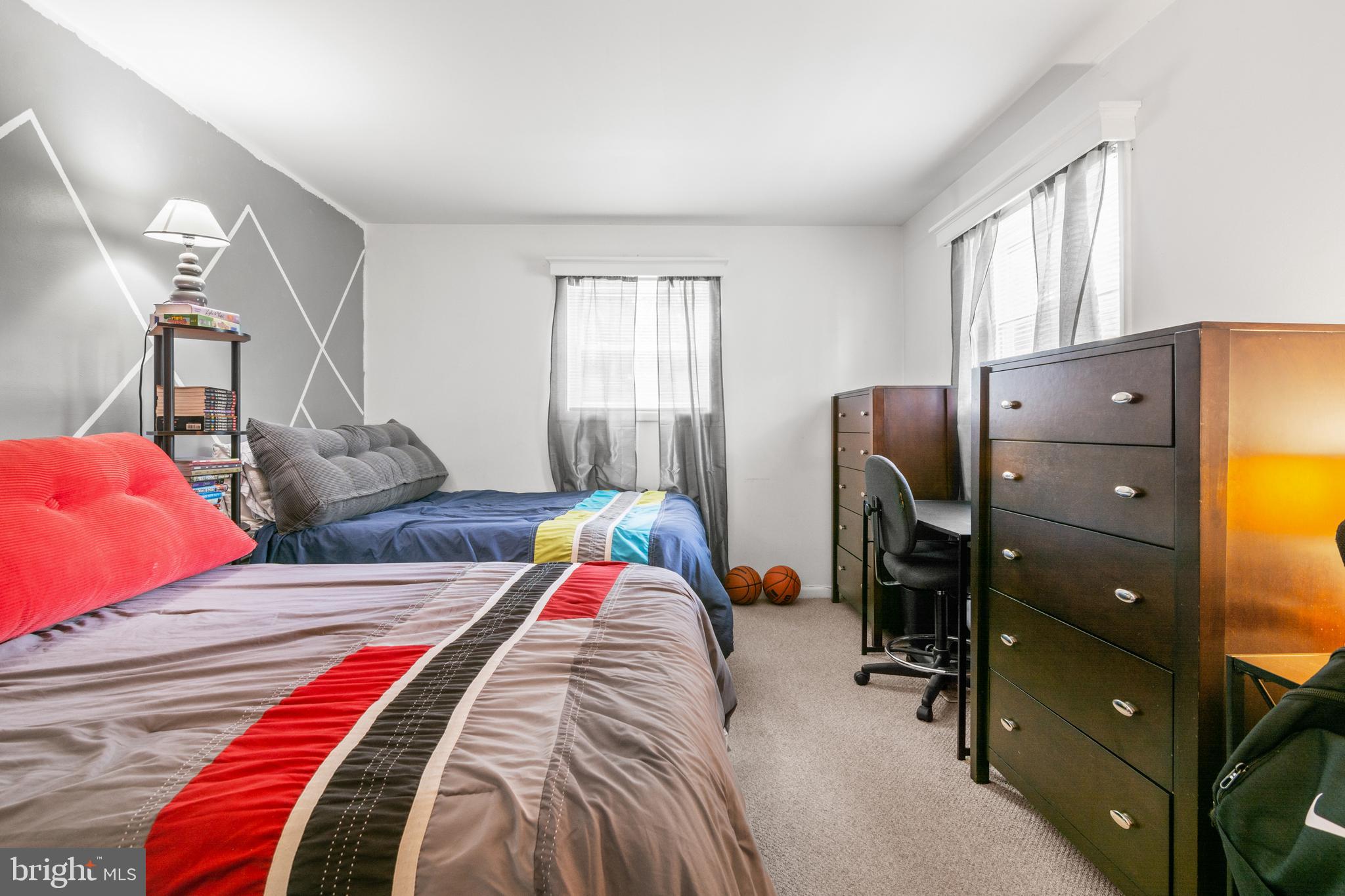 WARREN LODGE CONDOMINIUMS - Residential