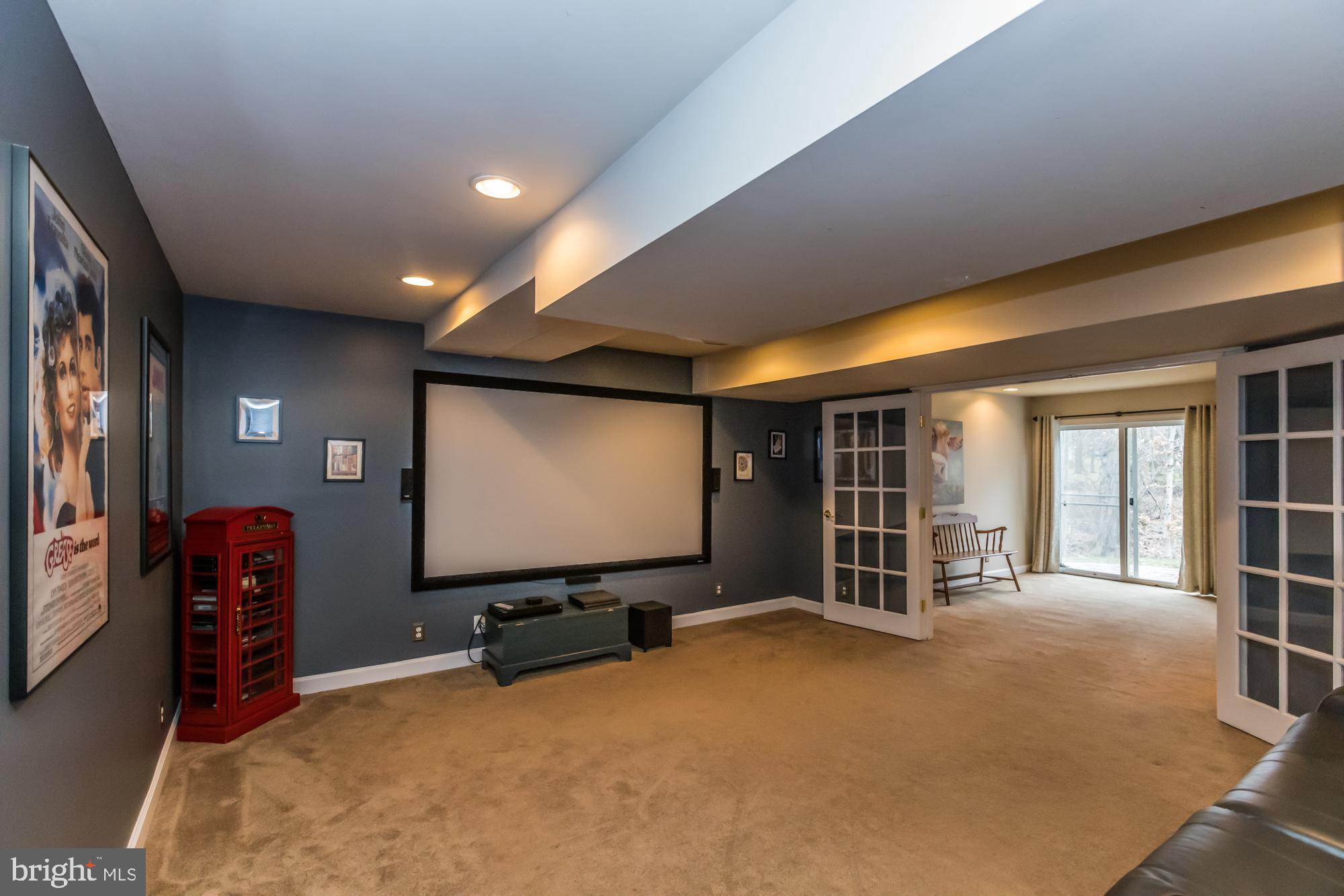 SMITHFIELD ESTATES - Residential