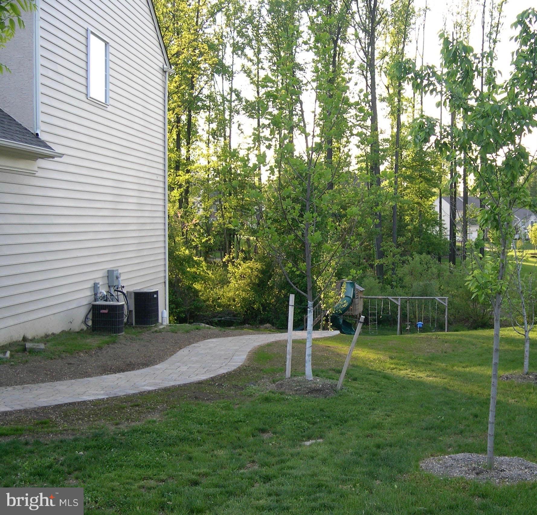 SMITHFIELD ESTATES - Residential