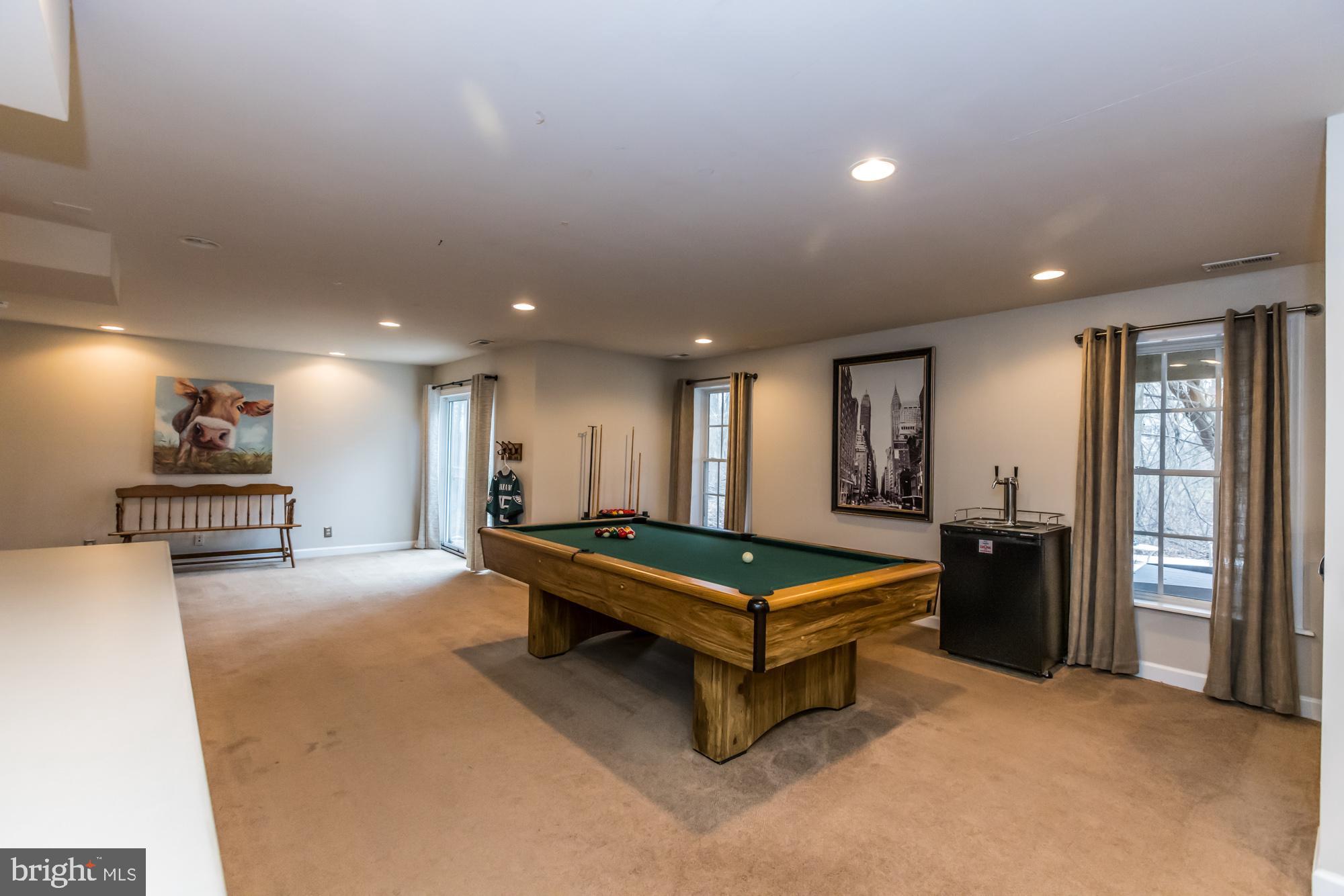 SMITHFIELD ESTATES - Residential