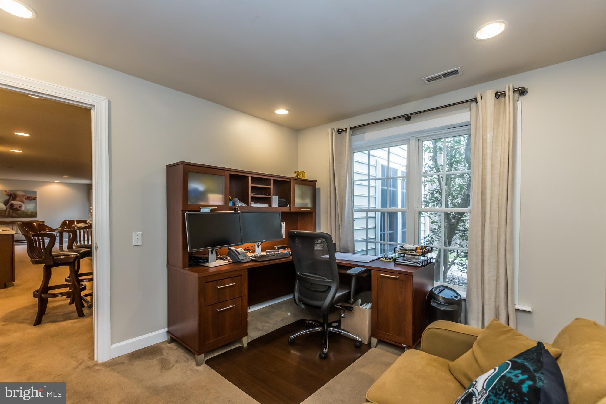 SMITHFIELD ESTATES - Residential