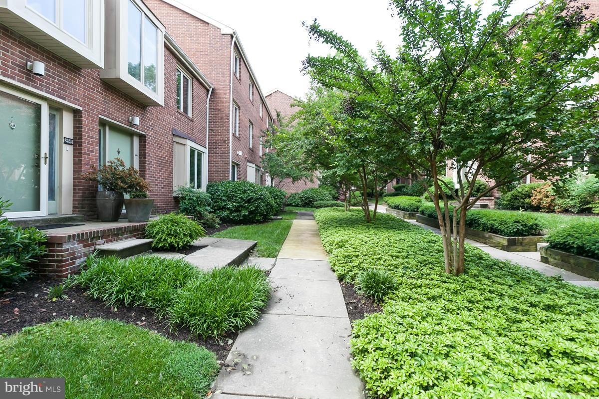 BOLTON HILL HISTORIC DISTRICT - Residential Lease