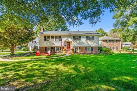 2000 VOLLEY COURT ALEXANDRIA VA 22308