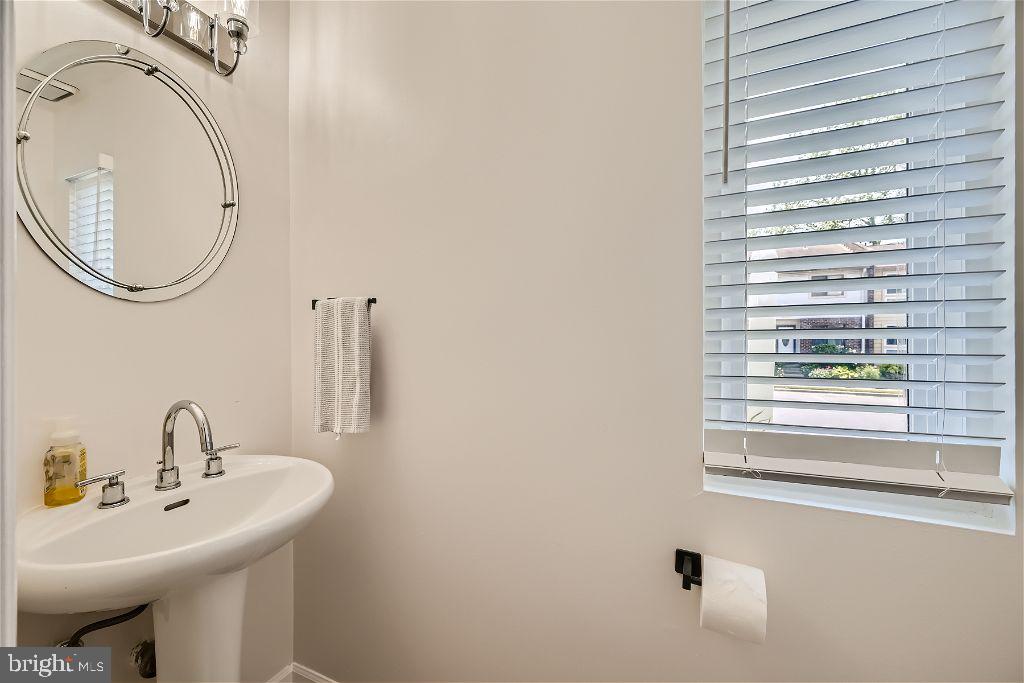 PAINTERS HILL - Residential Lease