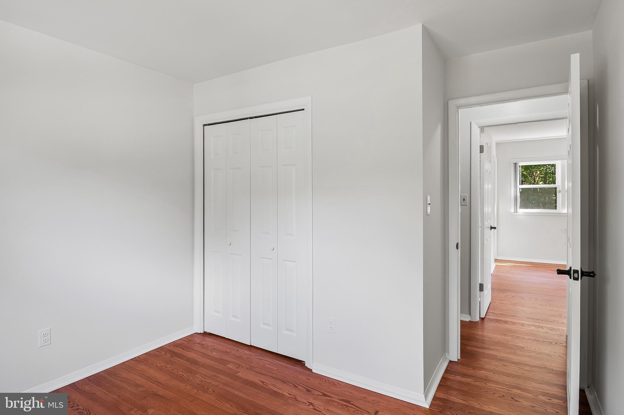 CALVERTON - Residential