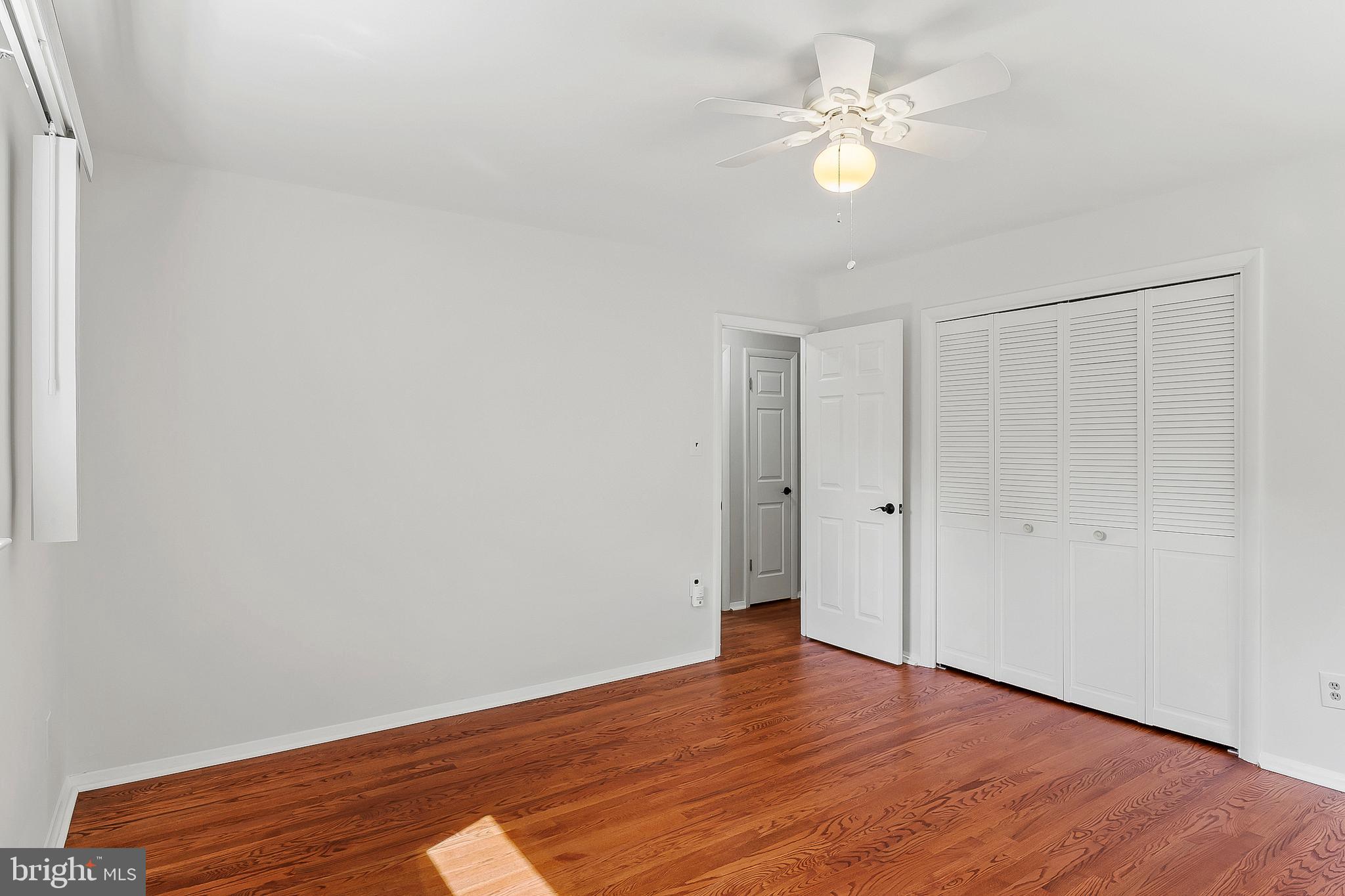 CALVERTON - Residential