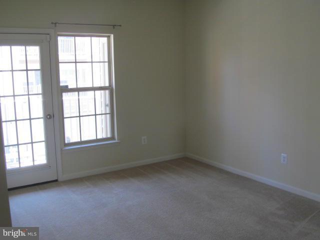 MADISON CRESCENT - Residential