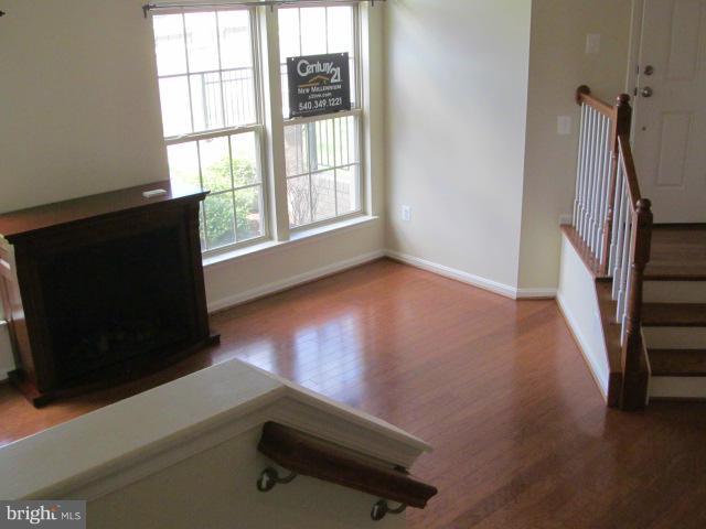 MADISON CRESCENT - Residential