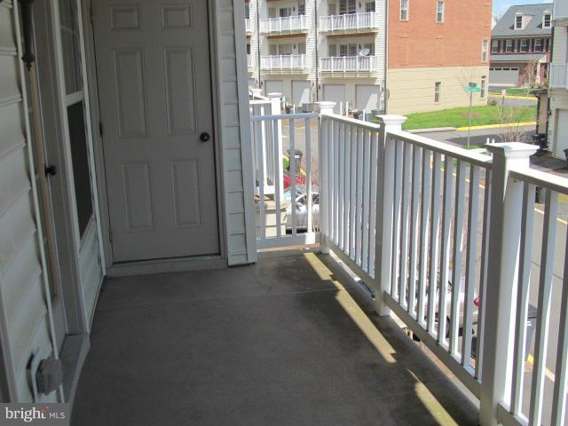 MADISON CRESCENT - Residential