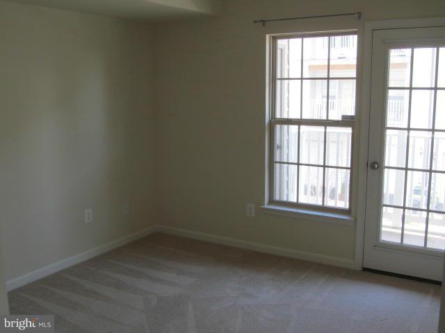 MADISON CRESCENT - Residential