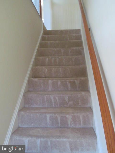 MADISON CRESCENT - Residential