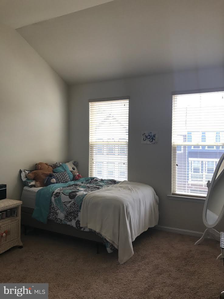 COLONIAL FORGE - Residential Lease