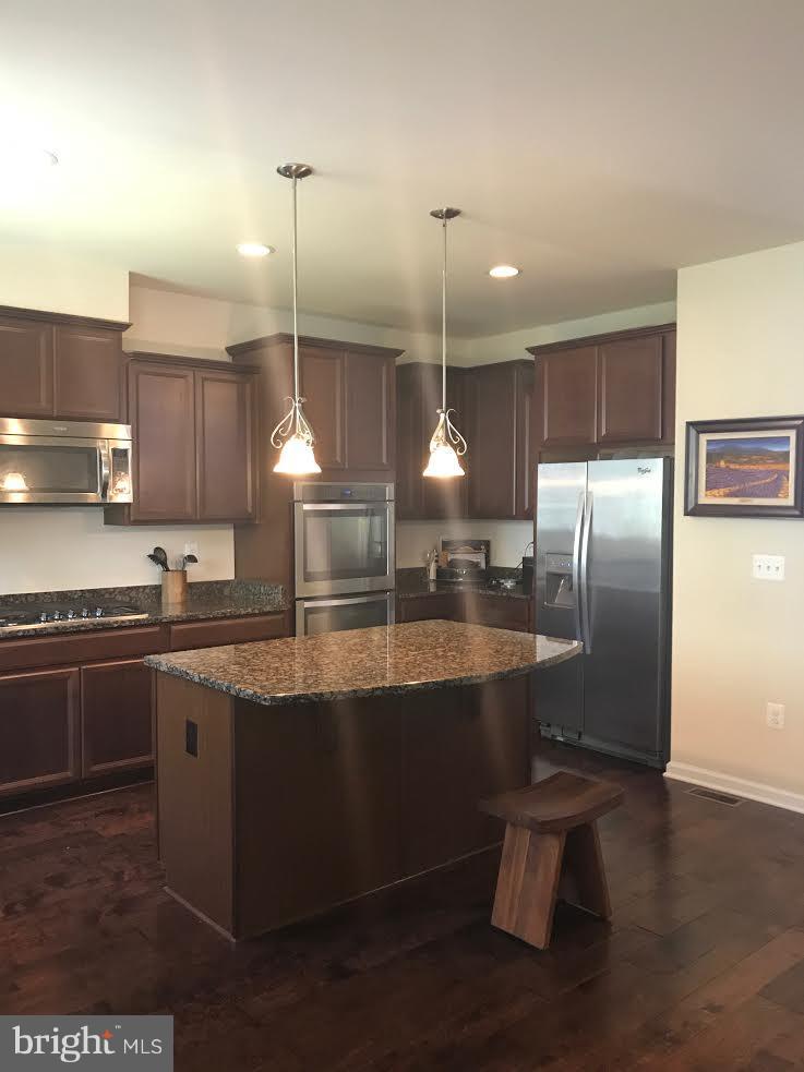 COLONIAL FORGE - Residential Lease