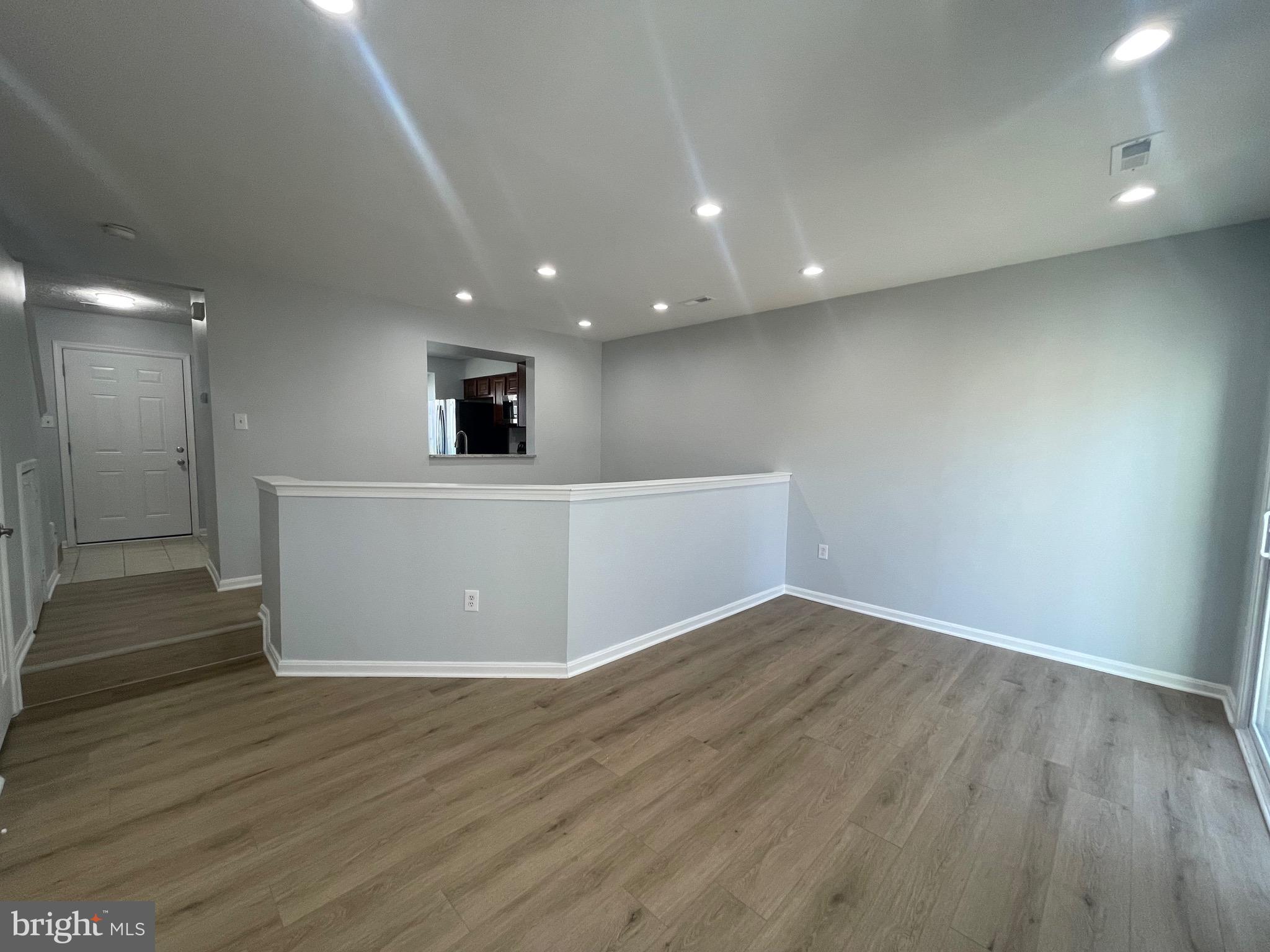 ROSECROFT VILLAGE - Residential