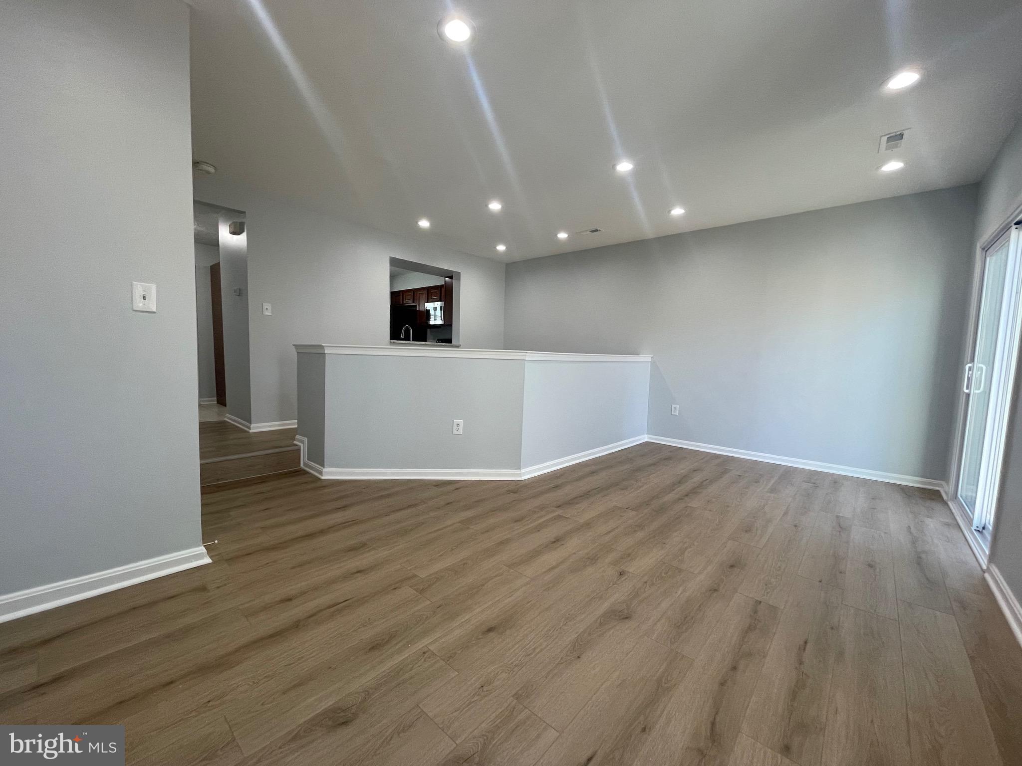 2418 E ROSECROFT VILLAGE CIRCLE