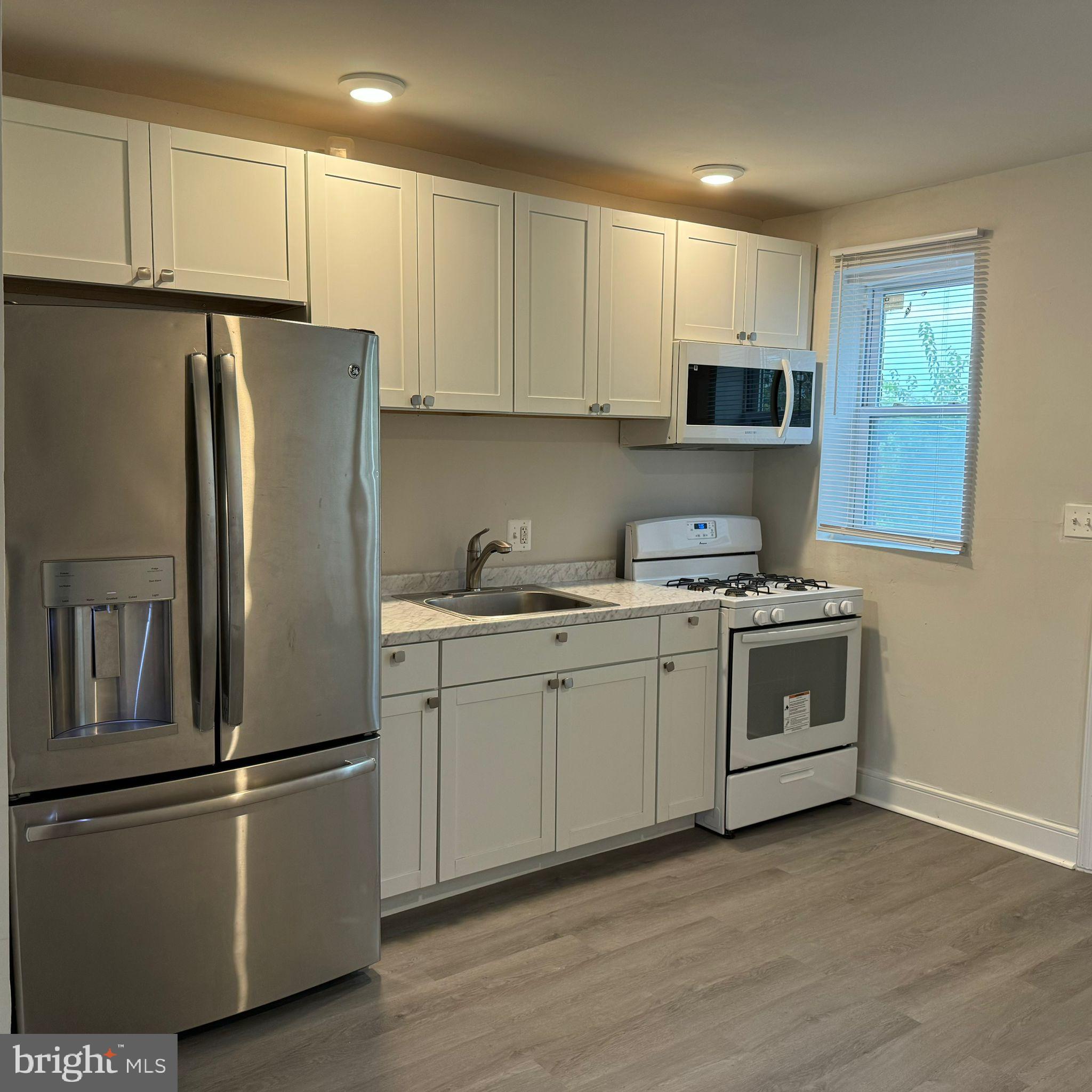 MIDTOWN EDMONDSON - Residential