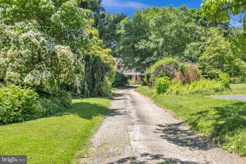 Homes For Sale - 228 Indian Creek Road<br/> Montgomery County, WYNNEWOOD, PA 19096