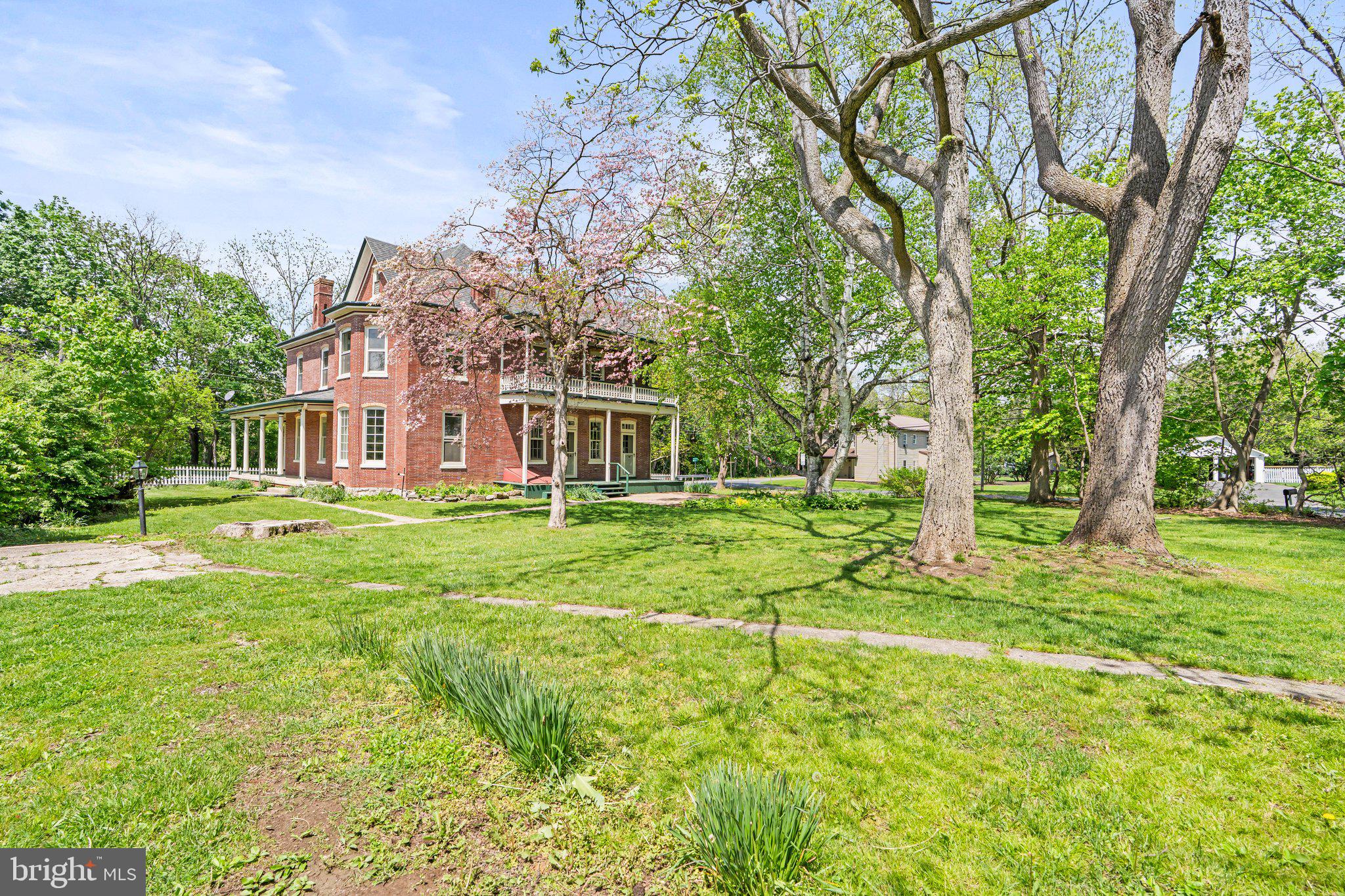 BOILING SPRINGS - Residential