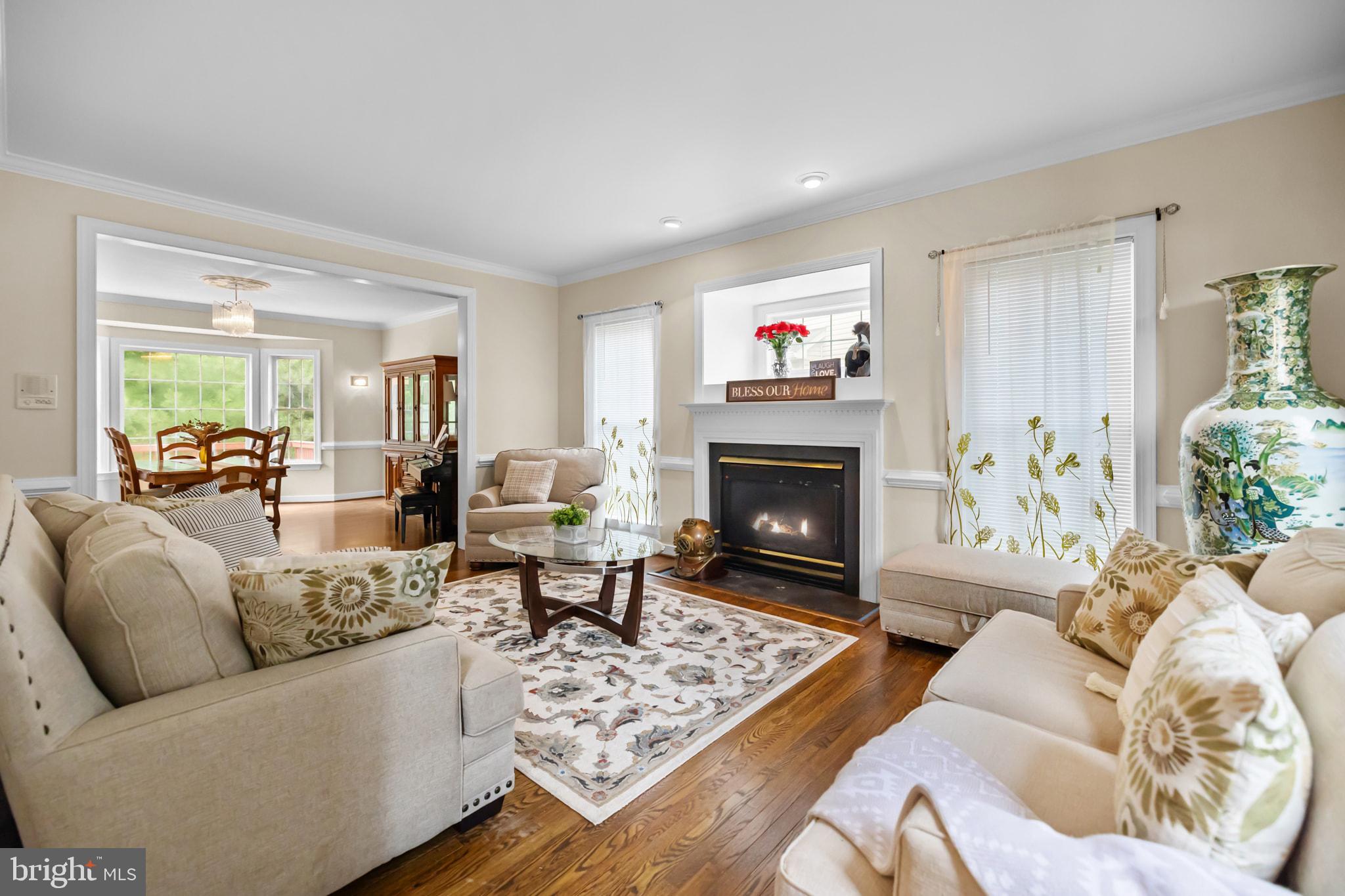 3 LUDWELL LANE