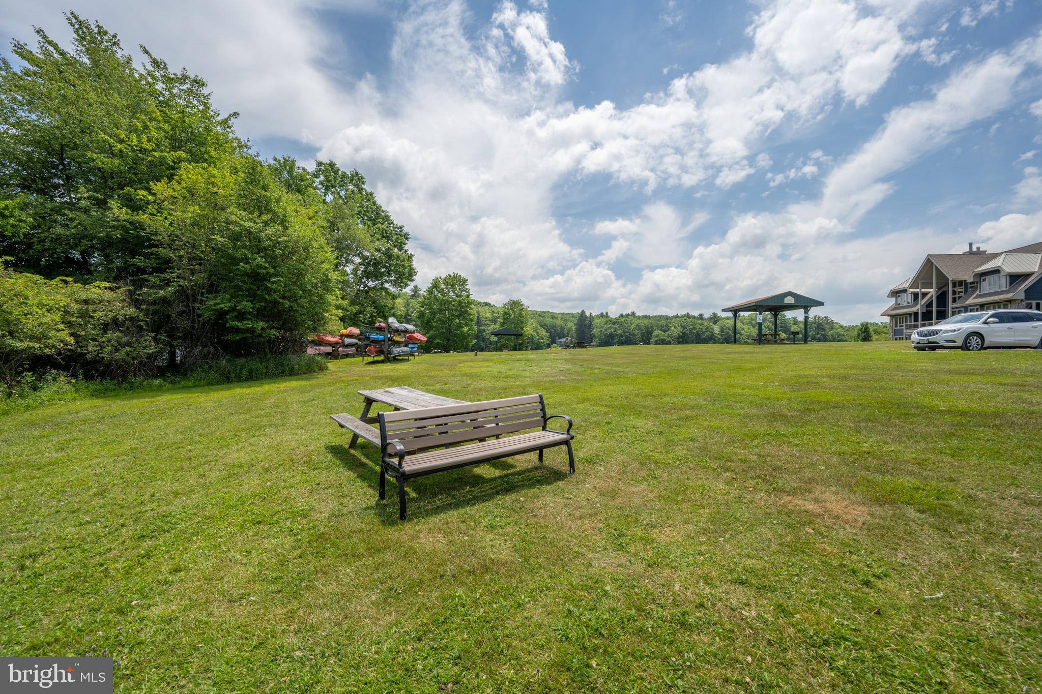 PARADISE RIDGE - Residential