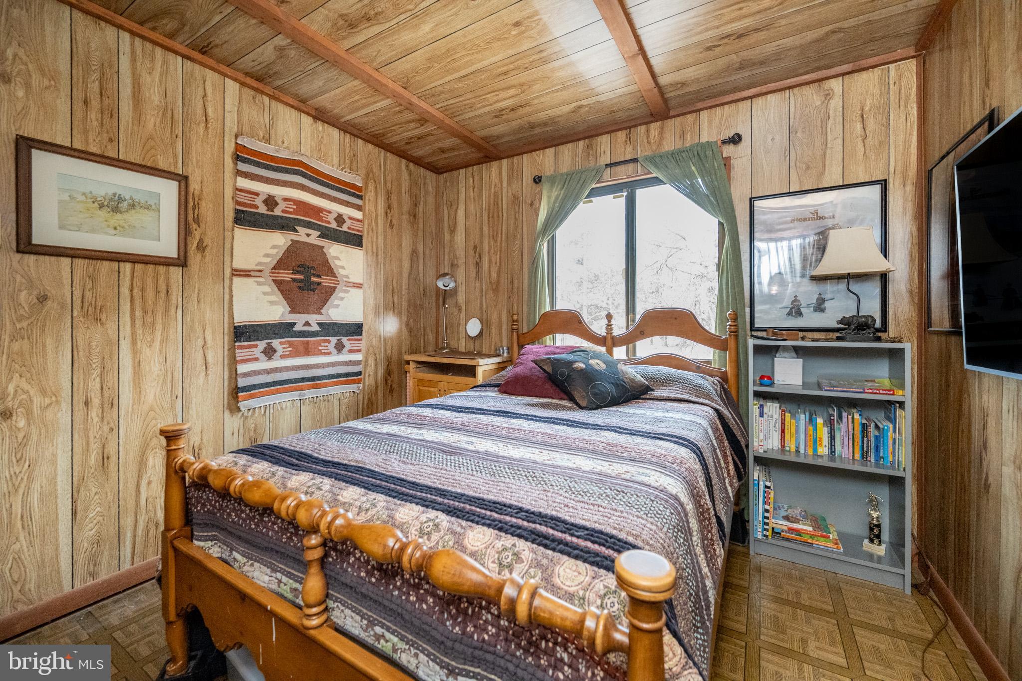 PARADISE RIDGE - Residential