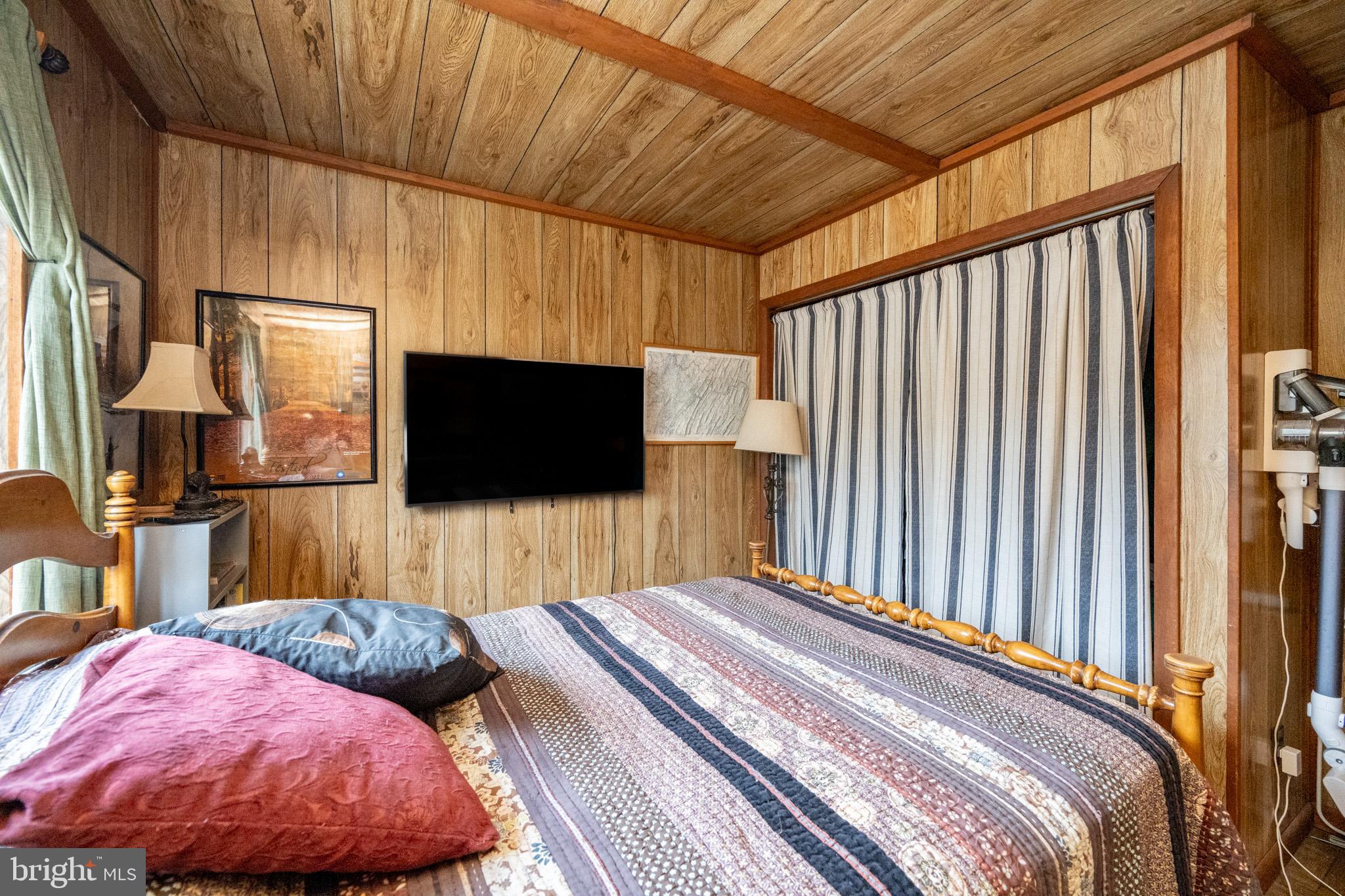 PARADISE RIDGE - Residential