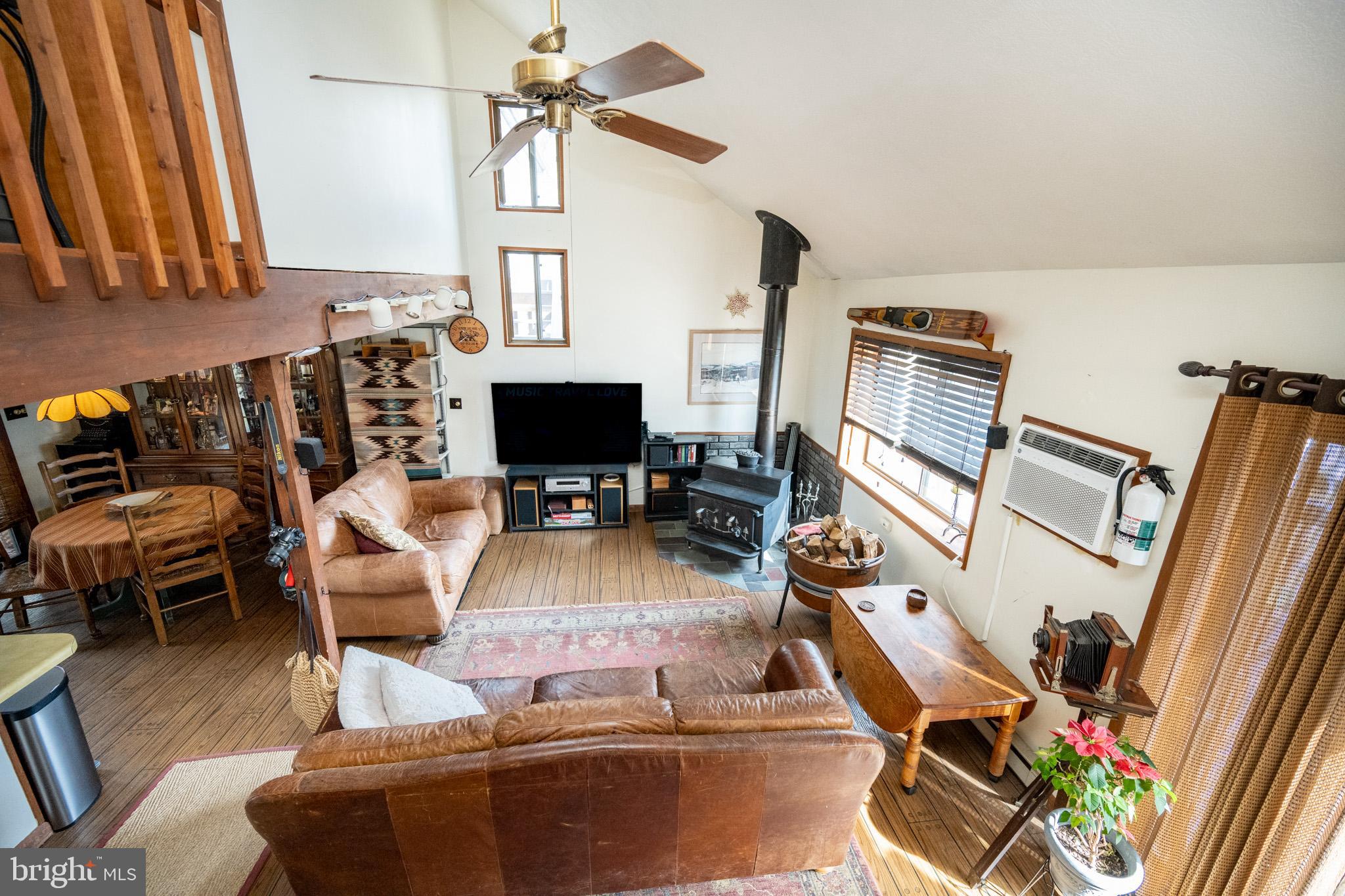 PARADISE RIDGE - Residential