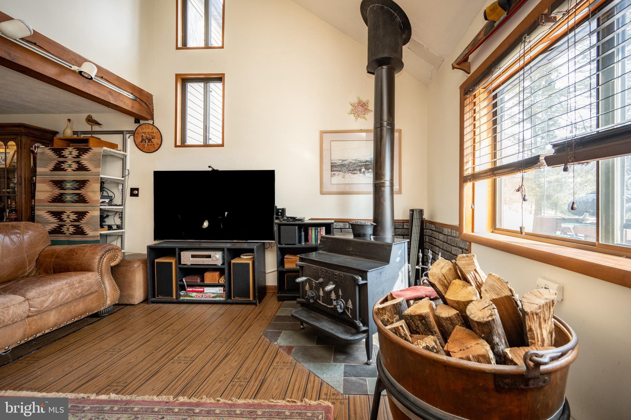 PARADISE RIDGE - Residential