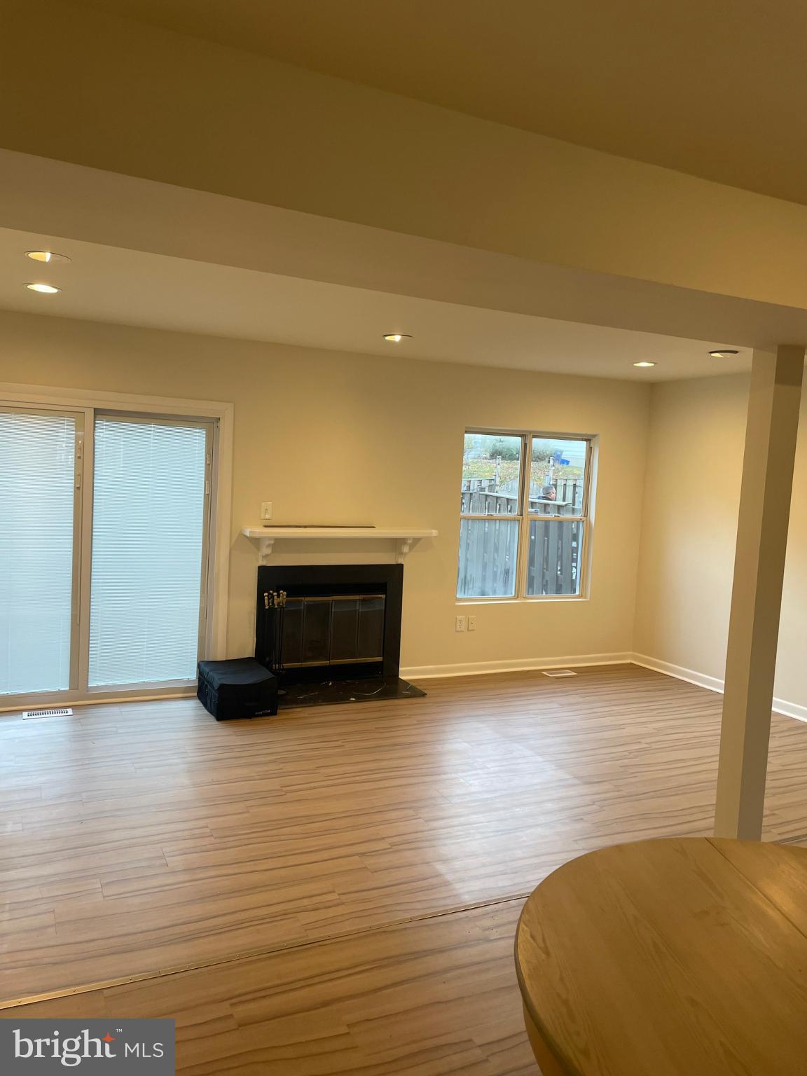 SENECA PARK - Residential