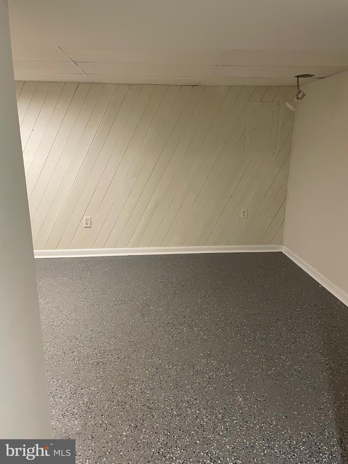 SENECA PARK - Residential