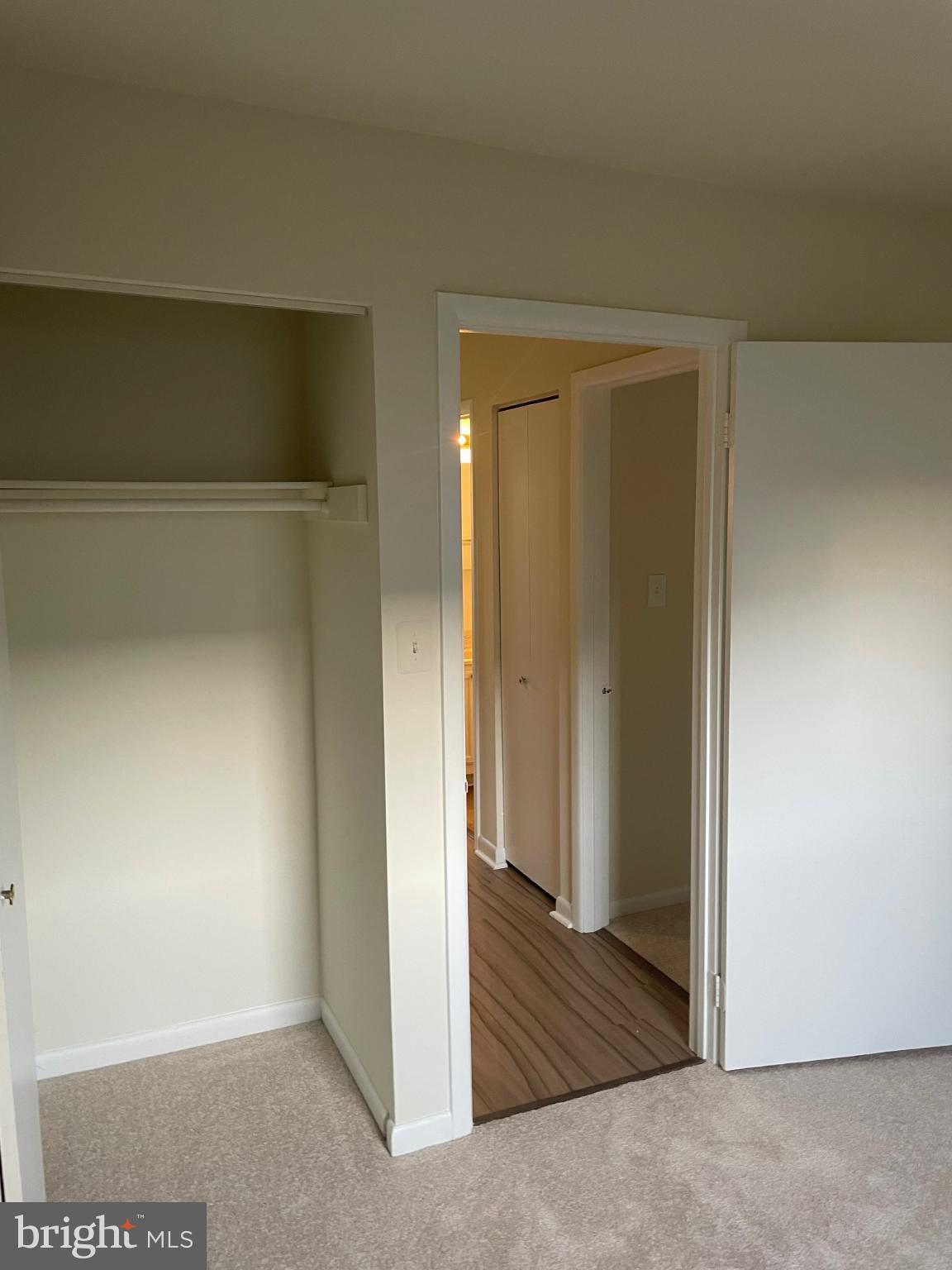 SENECA PARK - Residential