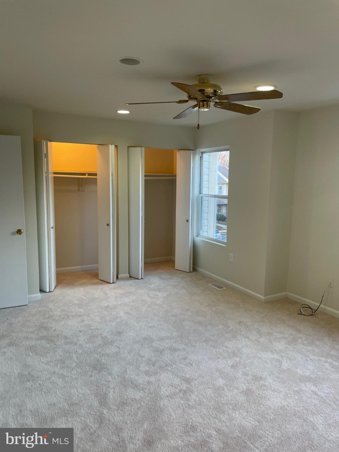 SENECA PARK - Residential