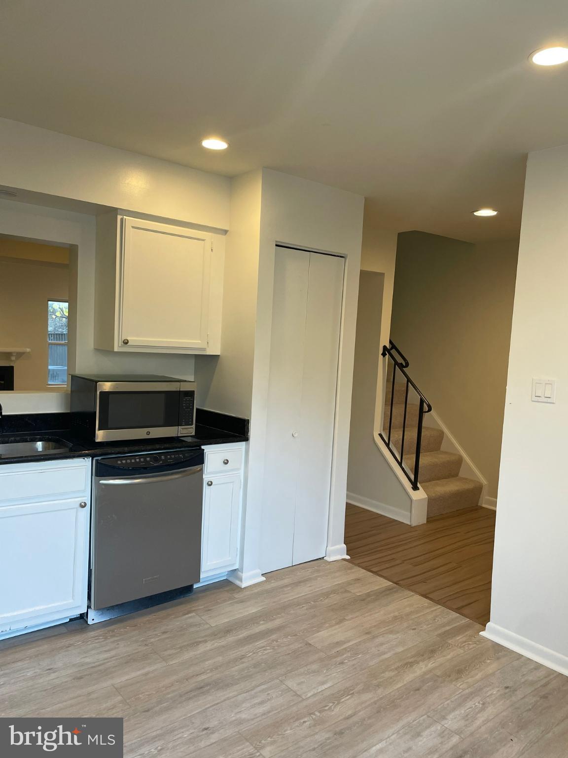 SENECA PARK - Residential