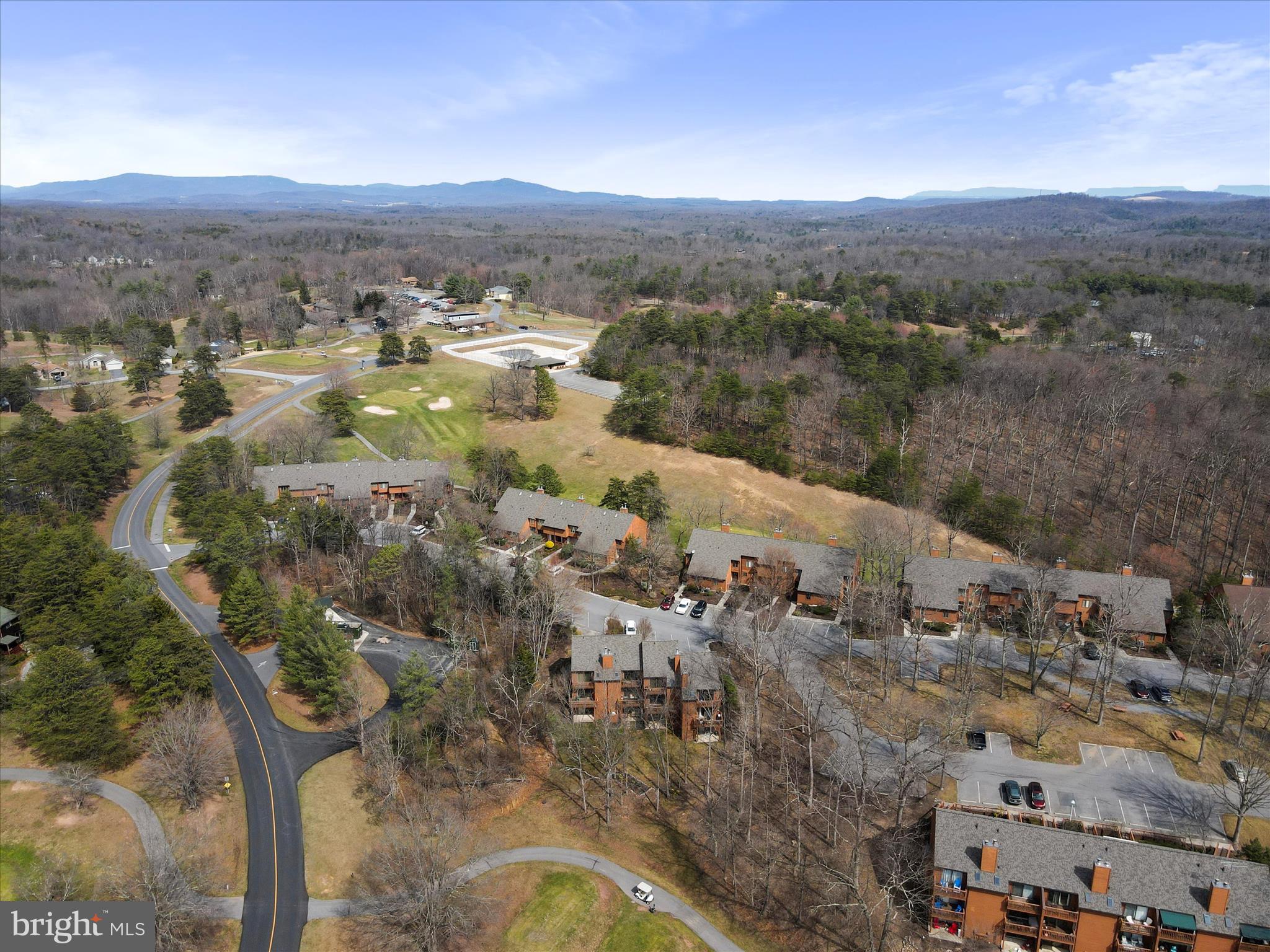 THE WOODS - Residential