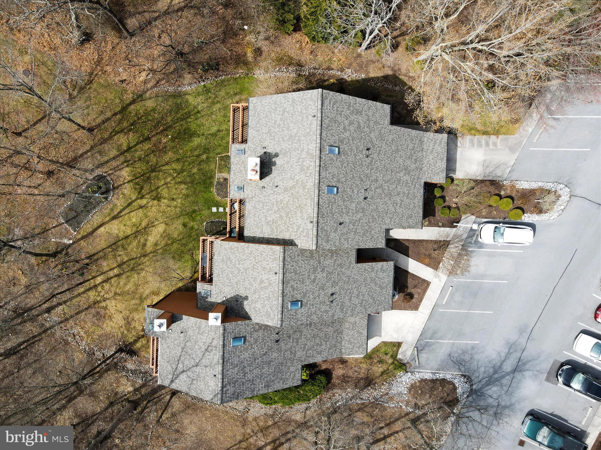 THE WOODS - Residential