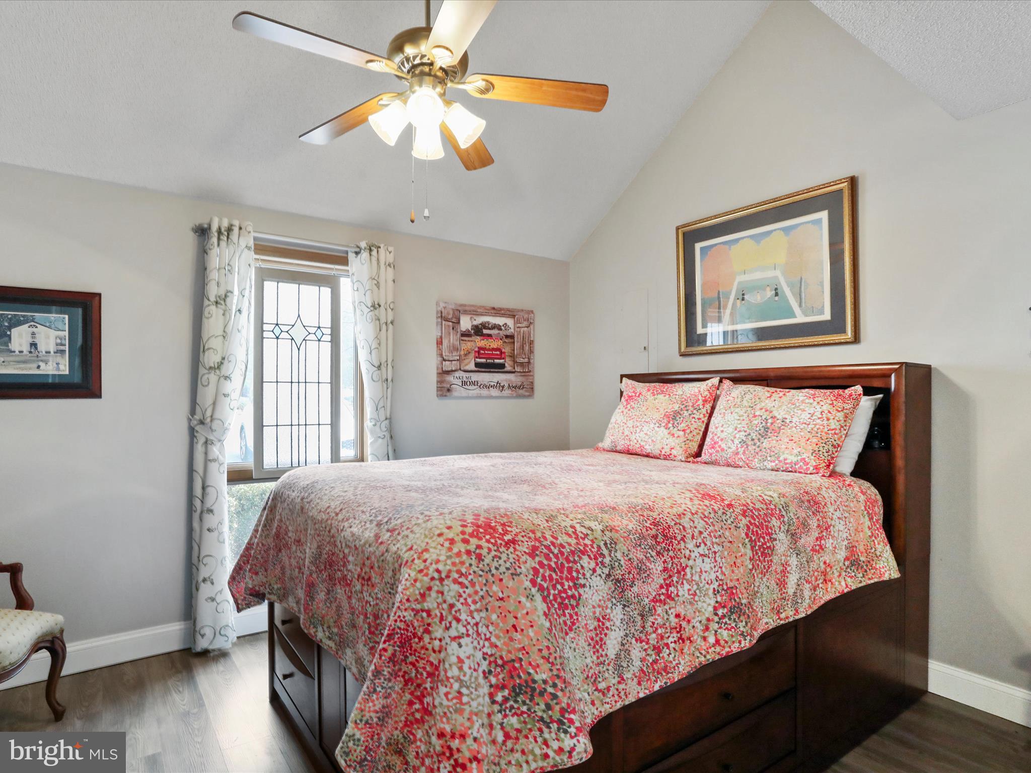 THE WOODS - Residential