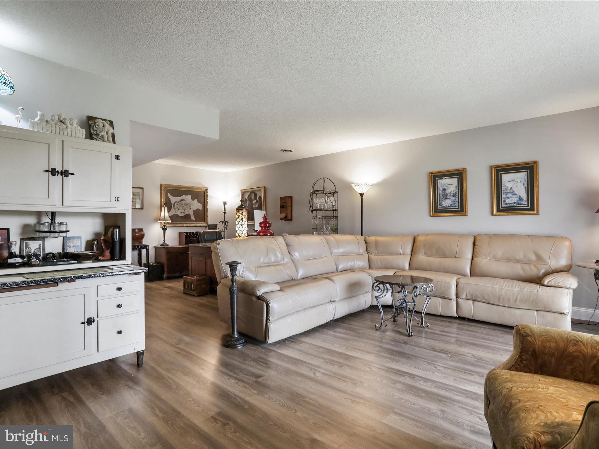 THE WOODS - Residential