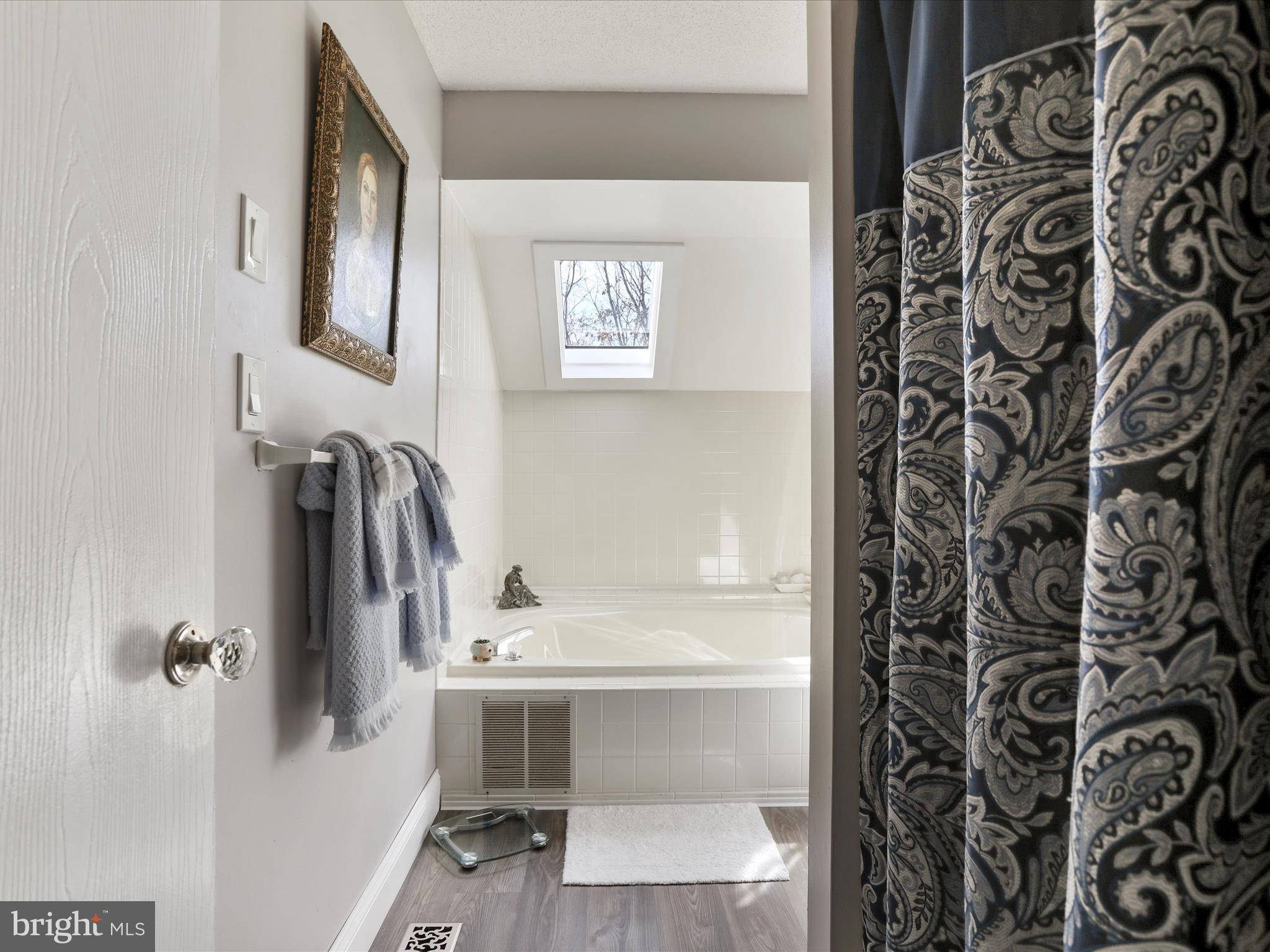 THE WOODS - Residential