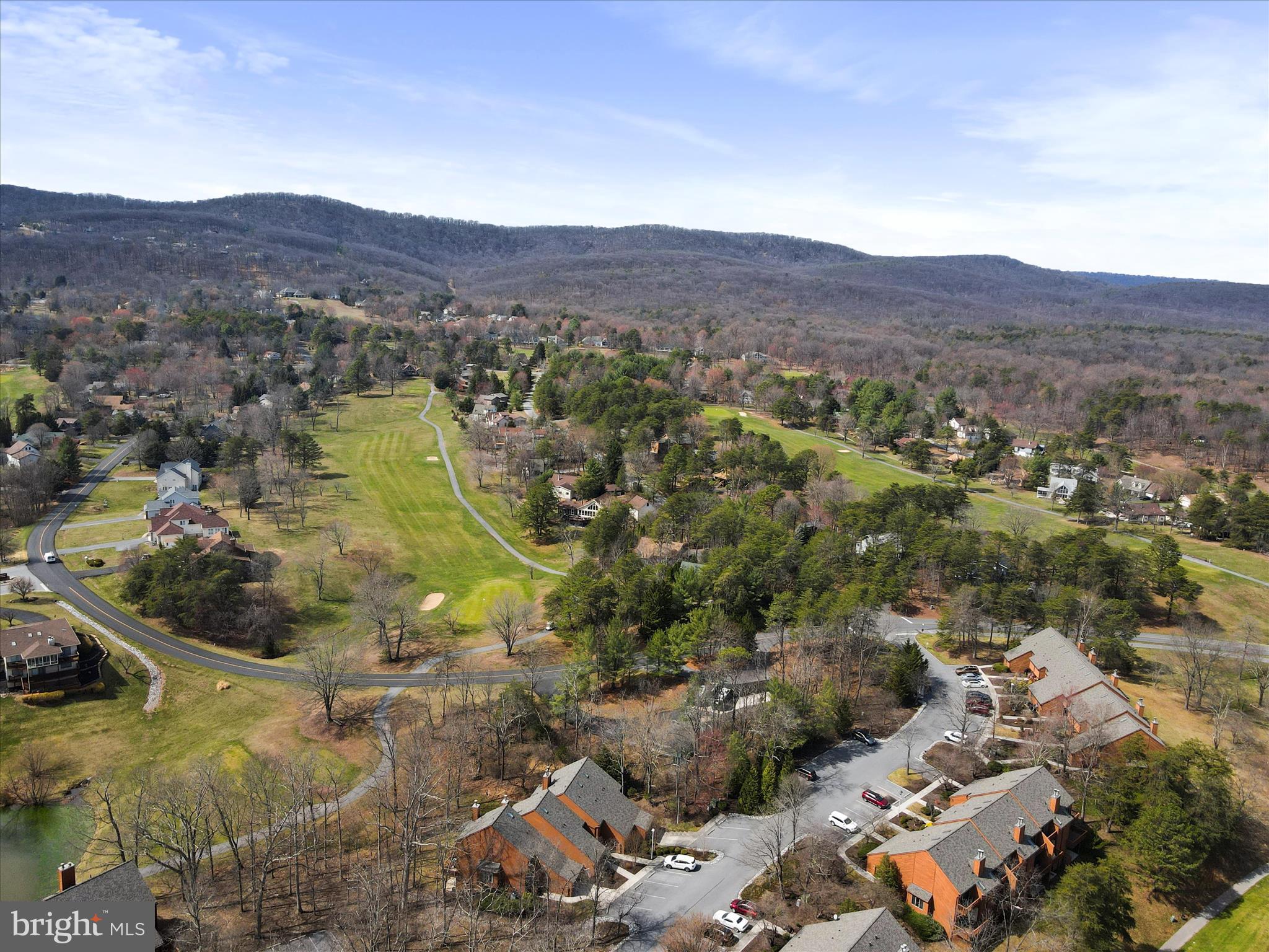 THE WOODS - Residential