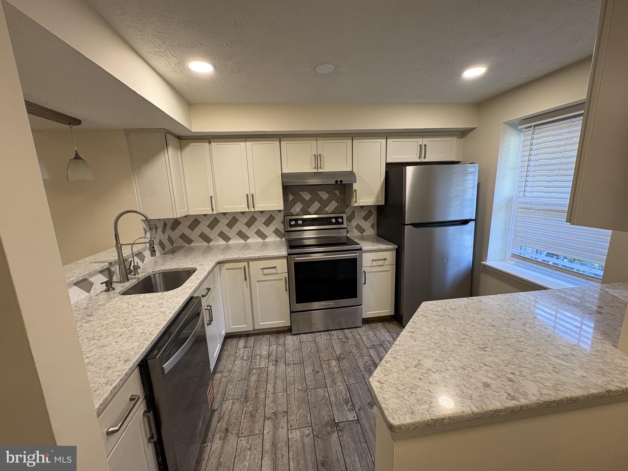 13809 PALMER HOUSE WAY 33-244