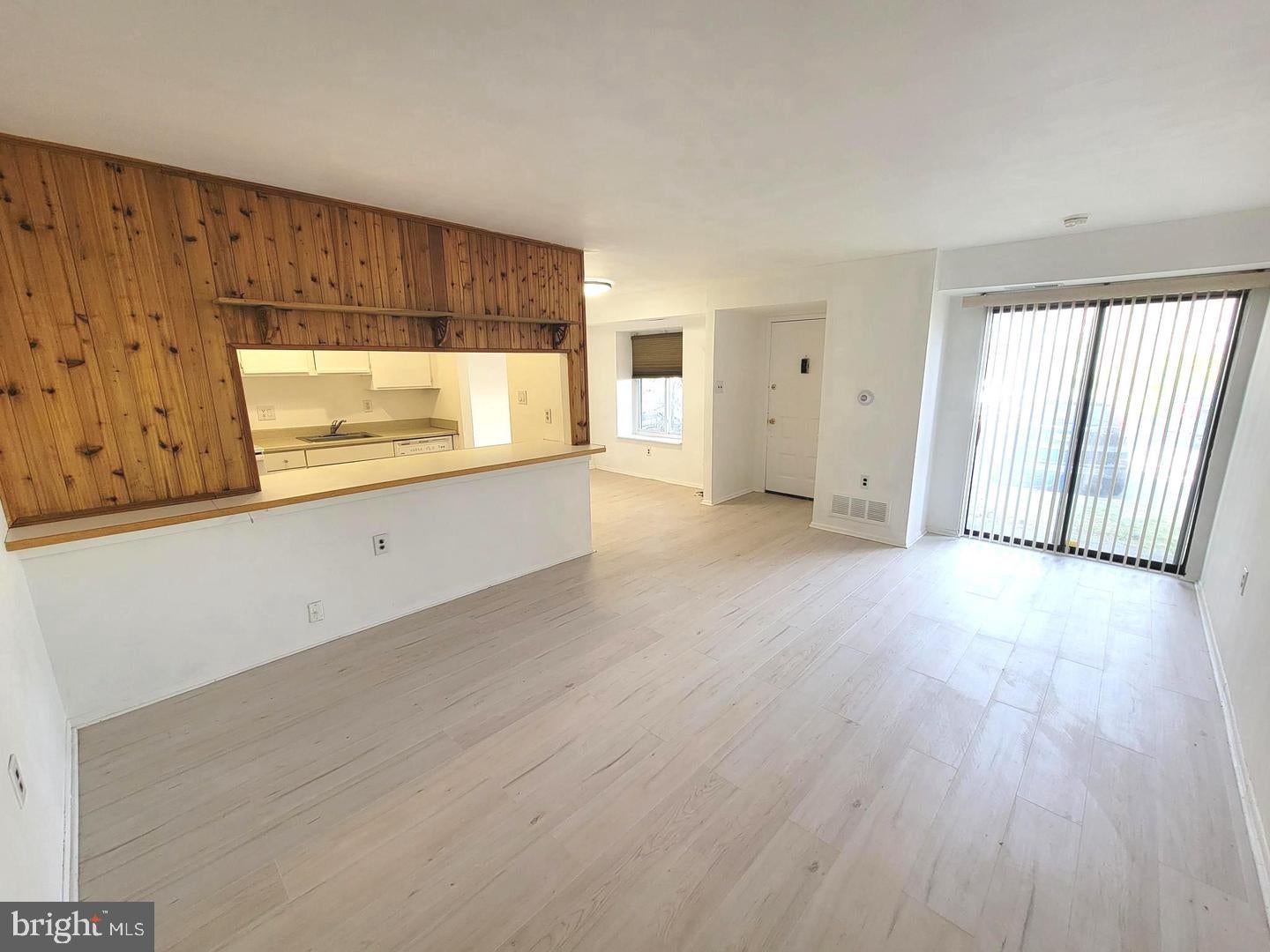 1005 TIMBER CREEK