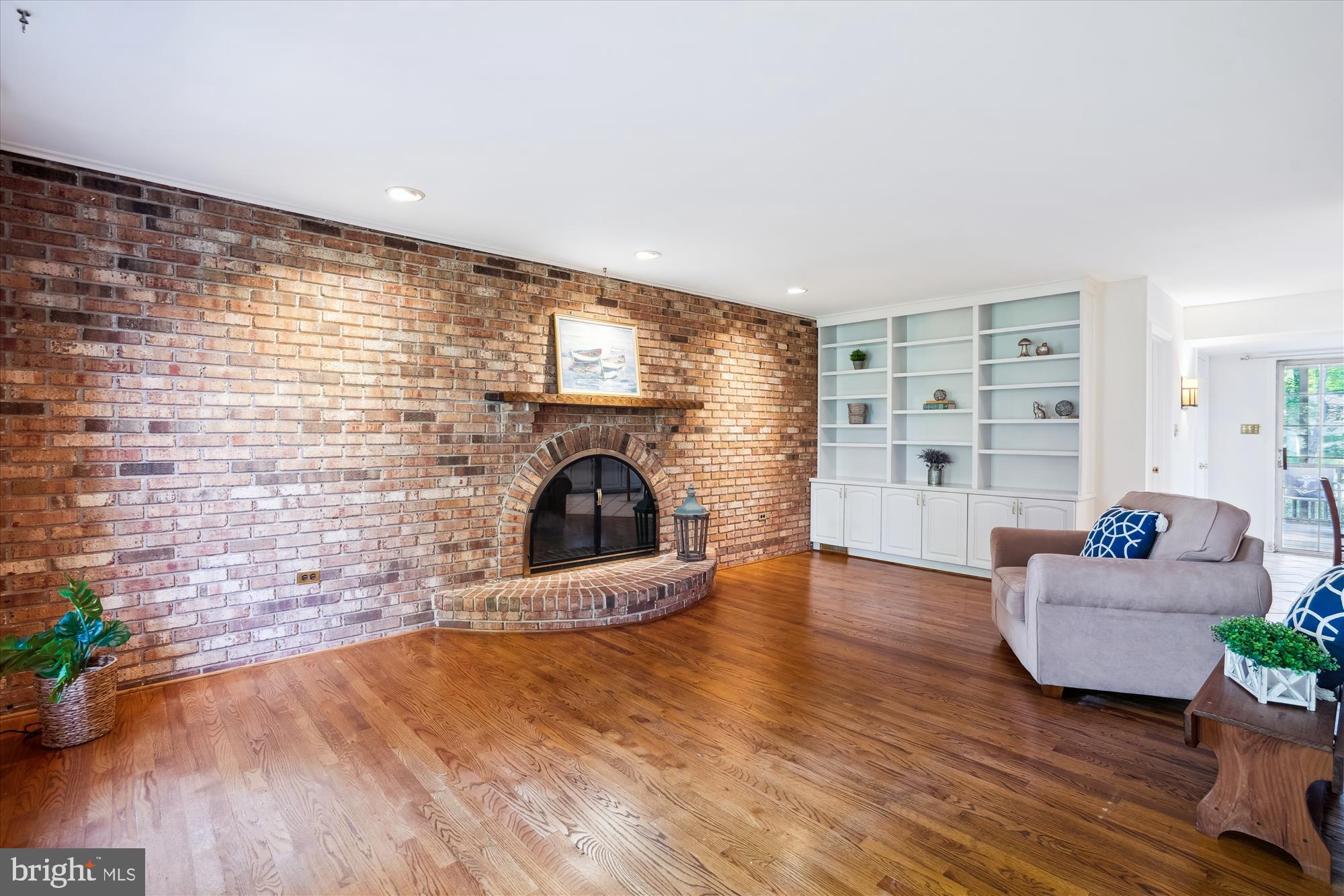 FAIRLAND GARDENS - Residential