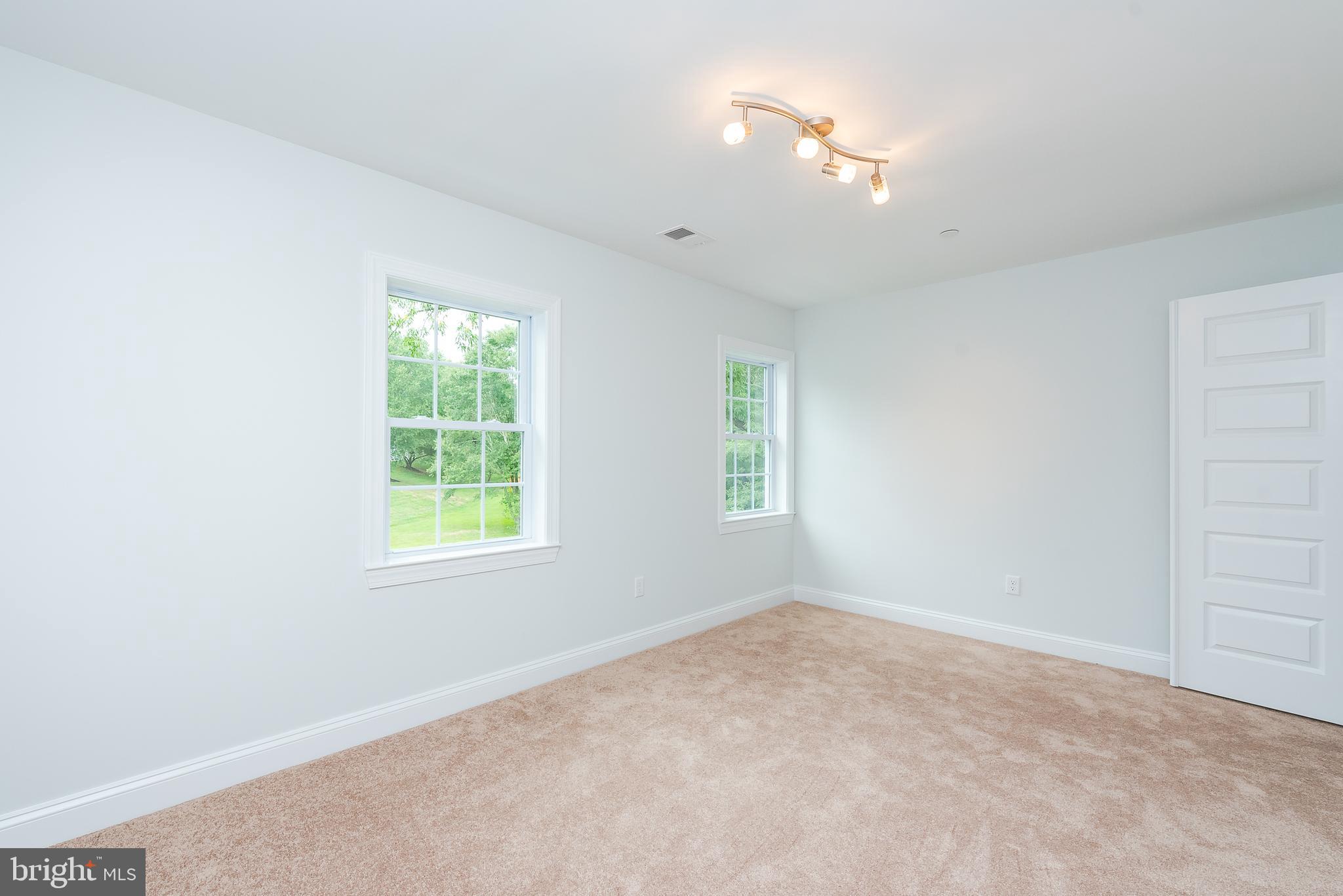 VALLEY MEDE - Residential